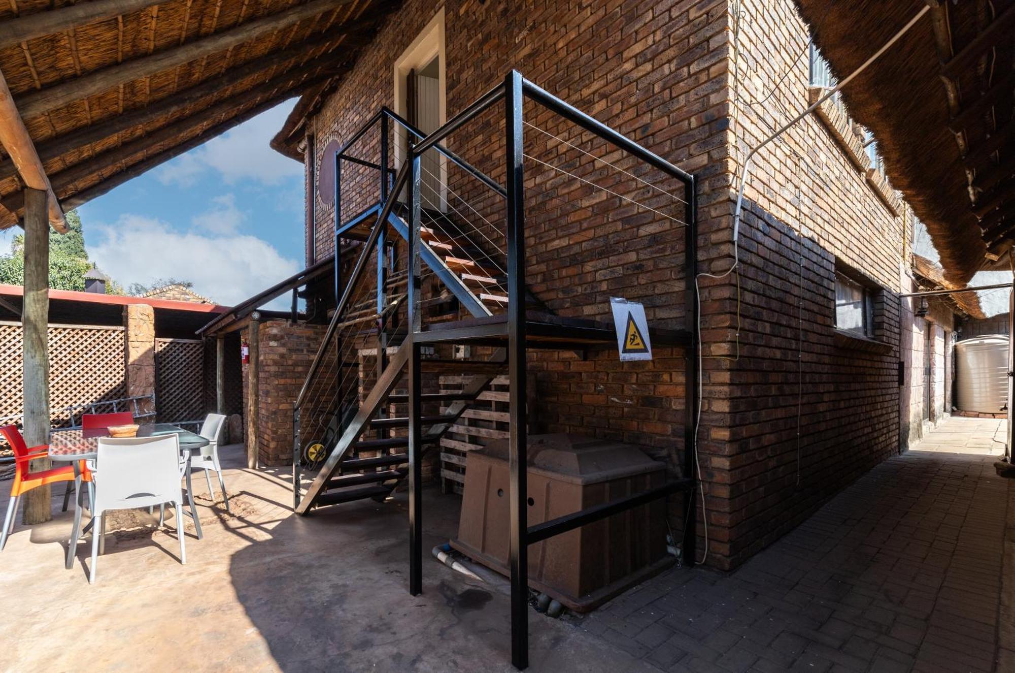 Thatch Haven Guesthouse Centurion Dış mekan fotoğraf