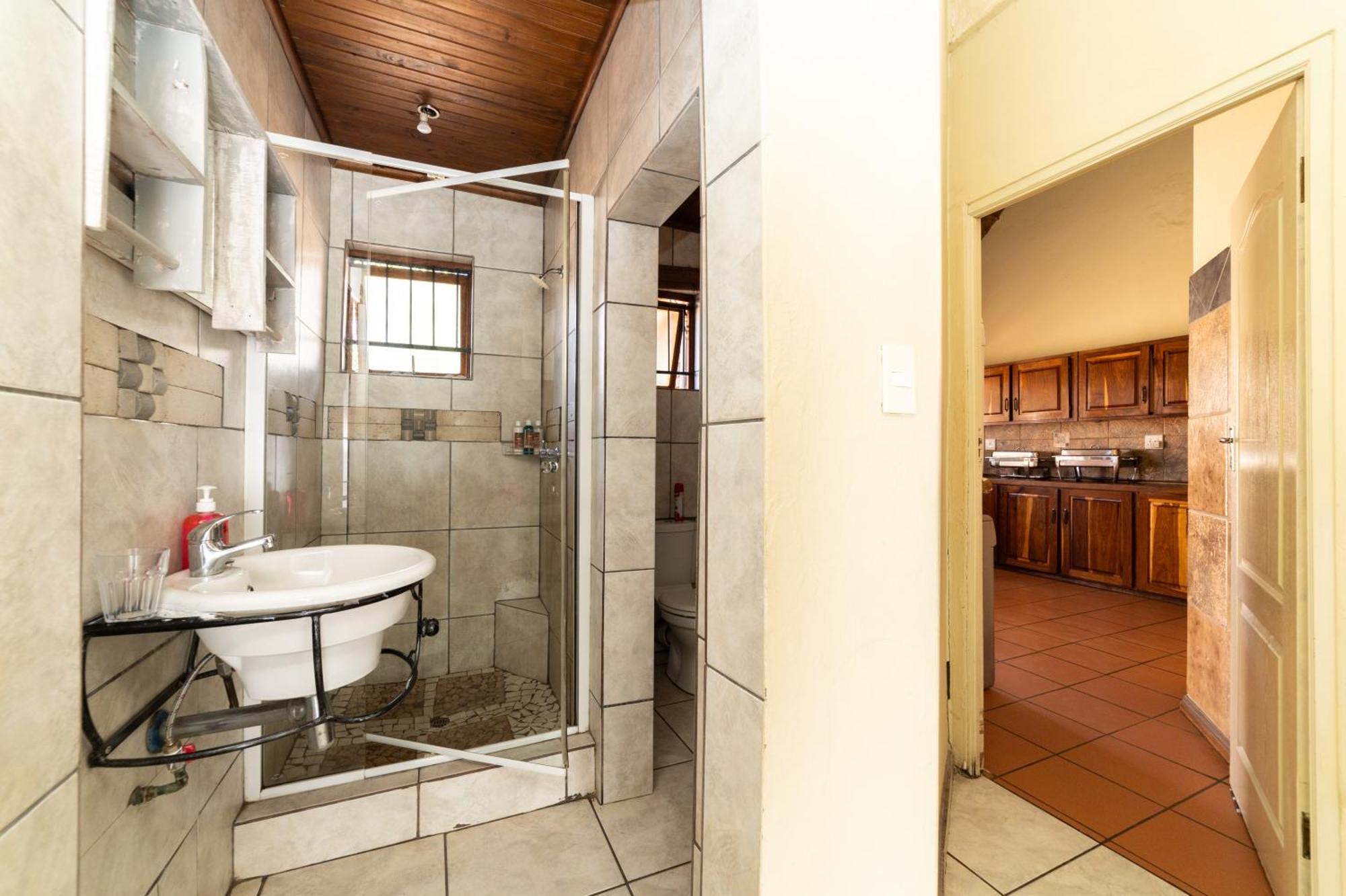 Thatch Haven Guesthouse Centurion Dış mekan fotoğraf