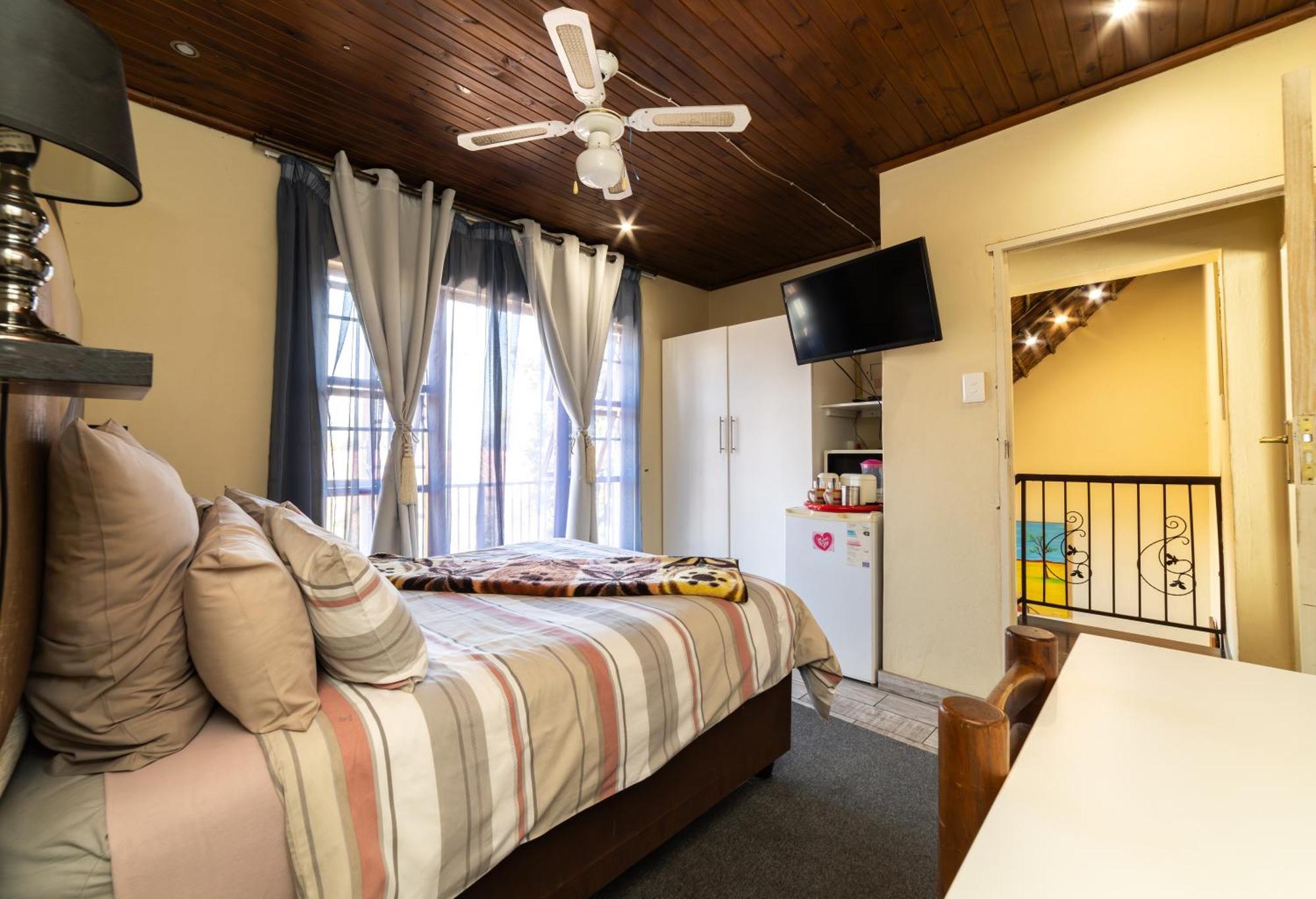 Thatch Haven Guesthouse Centurion Dış mekan fotoğraf