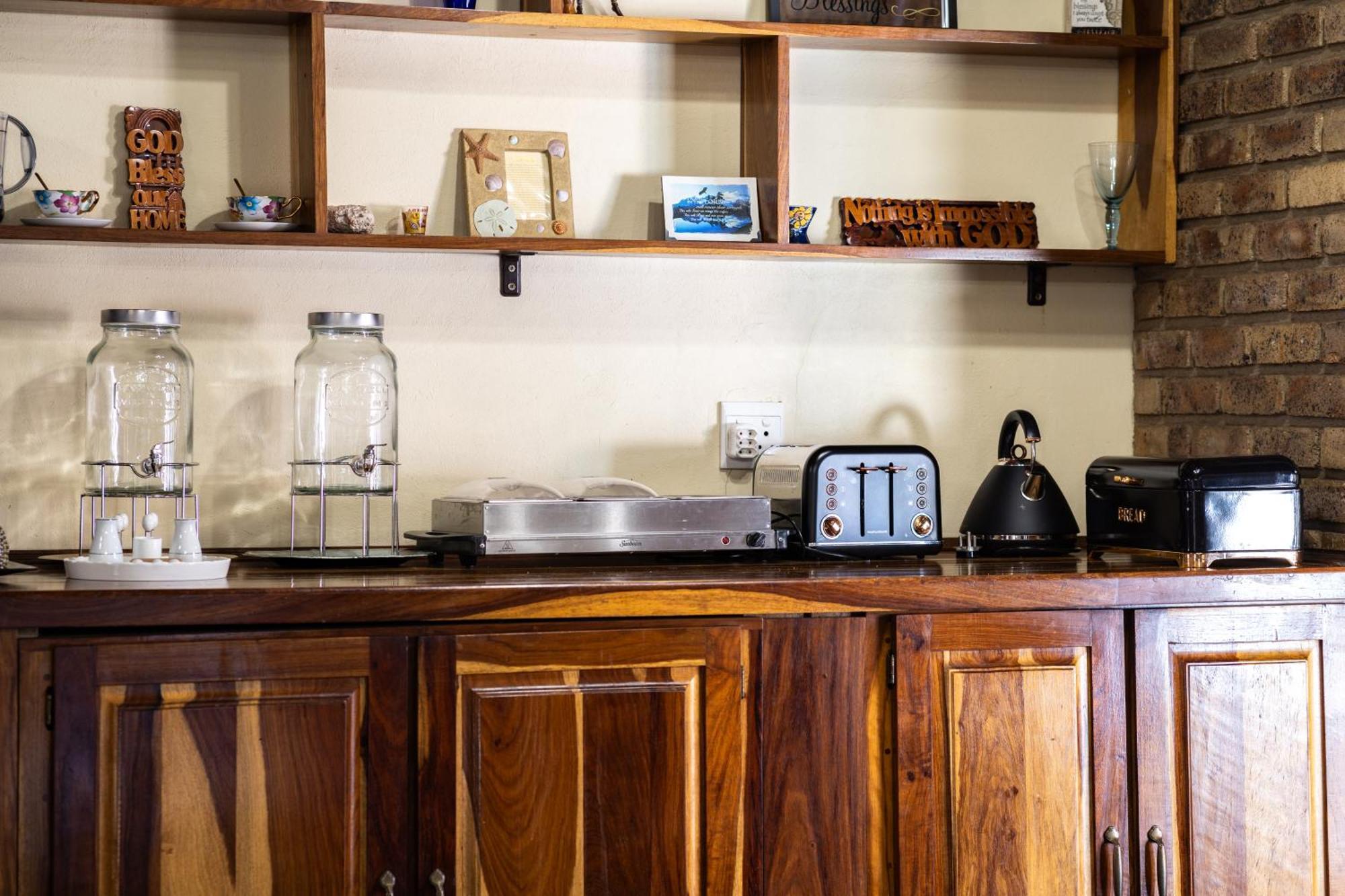 Thatch Haven Guesthouse Centurion Dış mekan fotoğraf