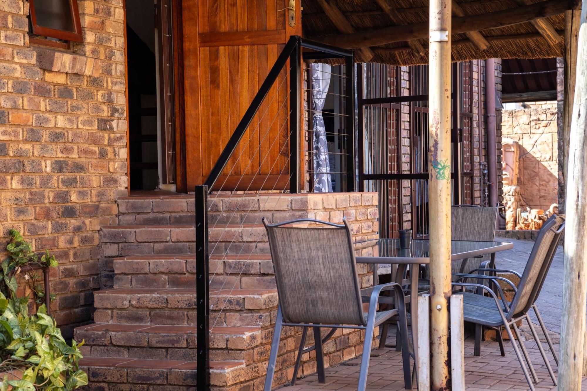 Thatch Haven Guesthouse Centurion Dış mekan fotoğraf